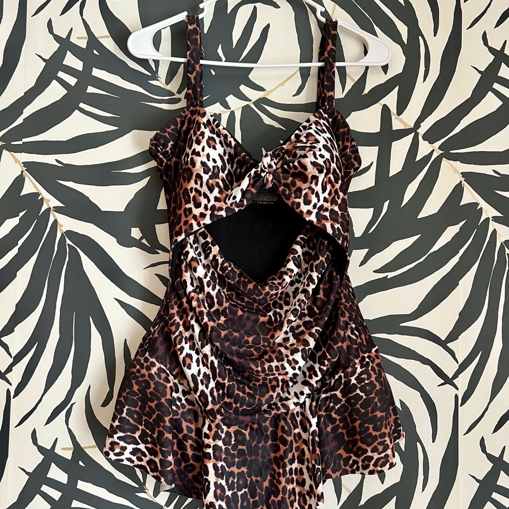 Nine West One Piece Swimsuit Leopard Cheetah Cutout Jungle Tiki - Picture 3 of 7